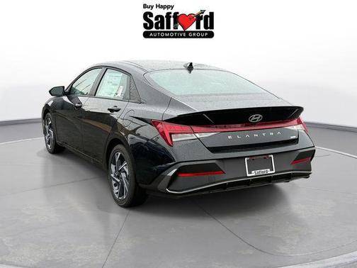 2025 Hyundai ELANTRA HEV SEL Sport