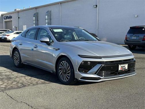 2025 Hyundai SONATA Hybrid Limited