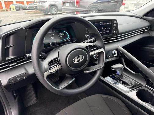 2025 Hyundai ELANTRA HEV Blue