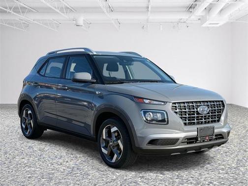 2022 Hyundai VENUE SEL