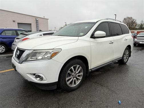 2015 Nissan Pathfinder SV