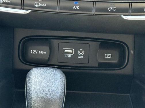 2019 Hyundai SANTA FE SE 2.4