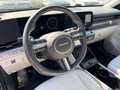 Ecotronic Gray Pearl 2025 Hyundai KONA Limited