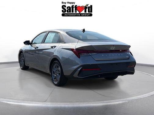 Fluid Metal 2025 Hyundai ELANTRA HEV Blue