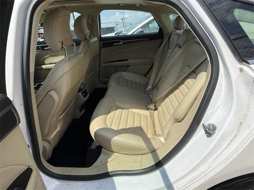 2014 Ford Fusion Energi SE Luxury