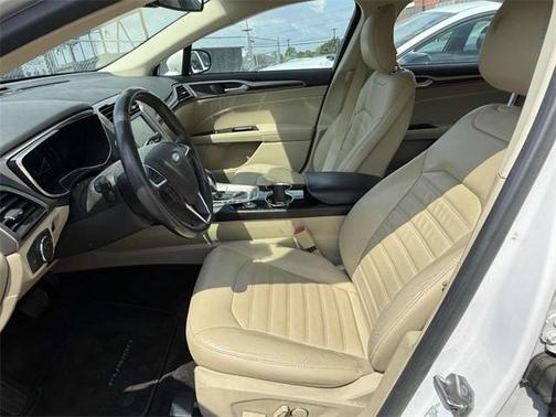 2014 Ford Fusion Energi SE Luxury