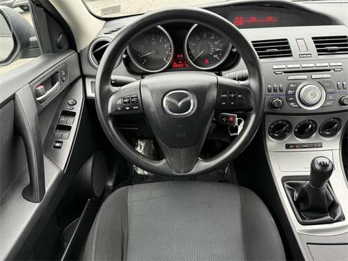 2011 Mazda Mazda3 i Touring