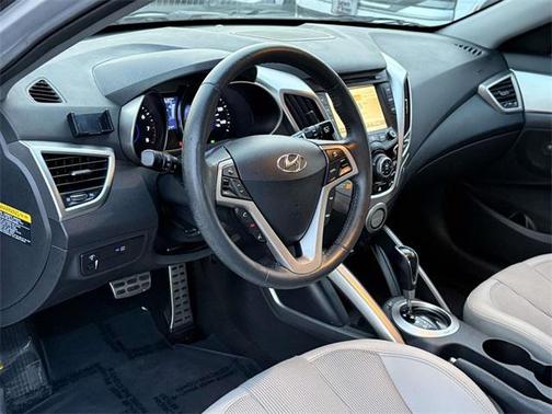 2012 Hyundai Veloster Base