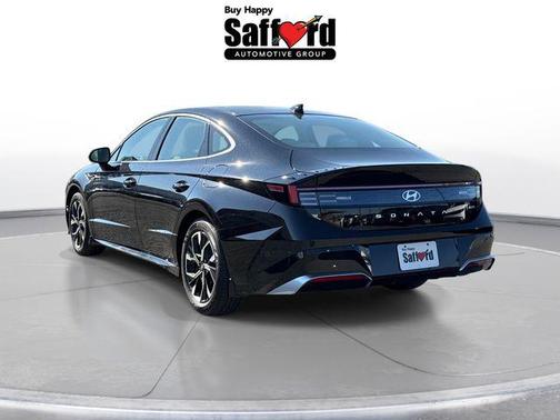 Abyss Black 2025 Hyundai SONATA SEL