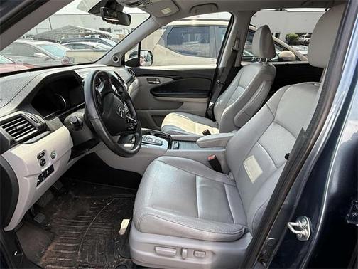 2020 Honda Pilot Touring 8-Passenger
