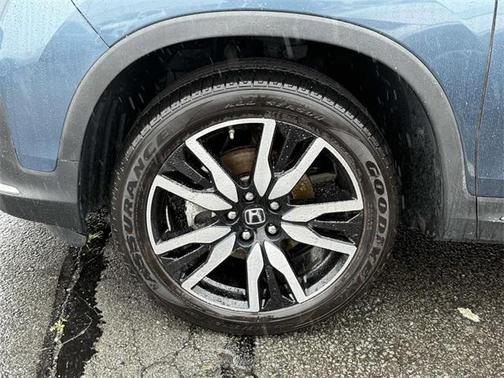 2020 Honda Pilot Touring 8-Passenger