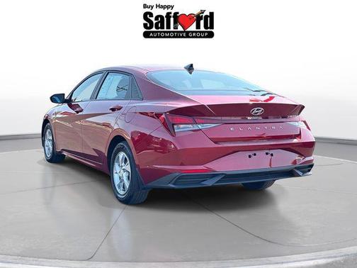 Ultimate Red 2023 Hyundai ELANTRA SE