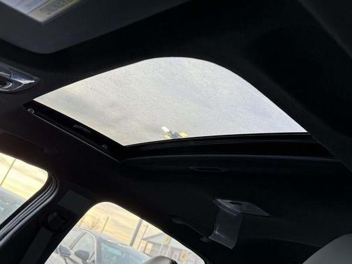 2025 Hyundai ELANTRA HEV Limited