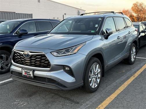 2023 Toyota Highlander Hybrid Limited