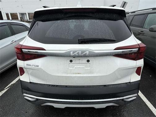 2023 Kia Seltos S