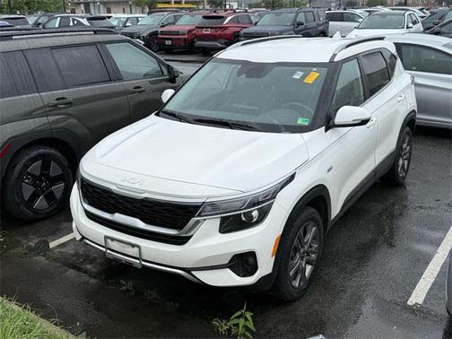 2023 Kia Seltos S