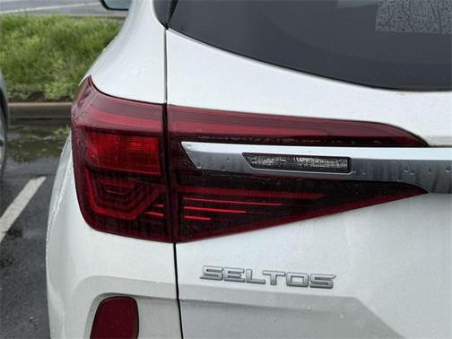 2023 Kia Seltos S