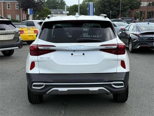 2023 Kia Seltos S