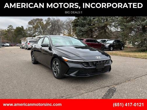Black 2024 Hyundai ELANTRA Limited