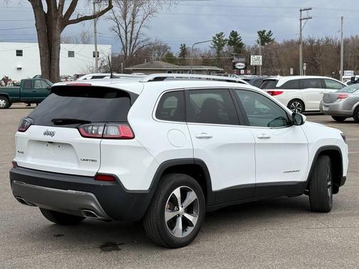 White 2021 Jeep Cherokee Limited
