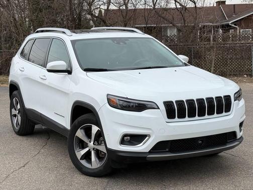 White 2021 Jeep Cherokee Limited