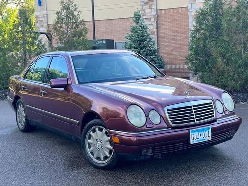 1997 Mercedes-Benz E-Class E 300D Diesel 4dr Sedan