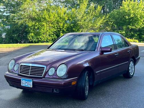 1997 Mercedes-Benz E-Class E 300D Diesel 4dr Sedan