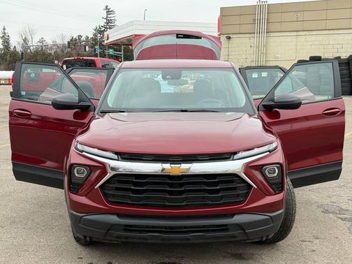 2025 Chevrolet Trailblazer LS