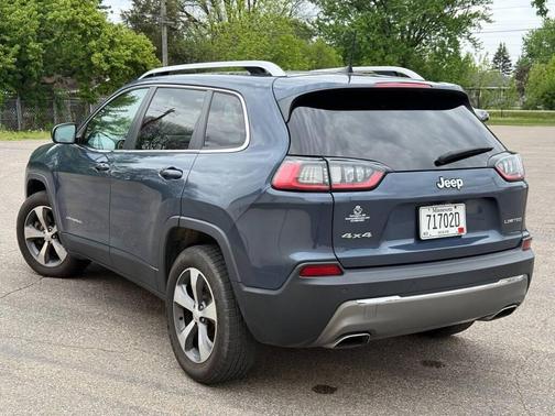 Slate Blue Pearlcoat 2020 Jeep Cherokee Limited