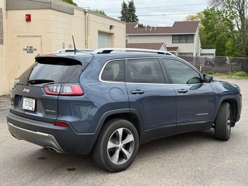 Slate Blue Pearlcoat 2020 Jeep Cherokee Limited
