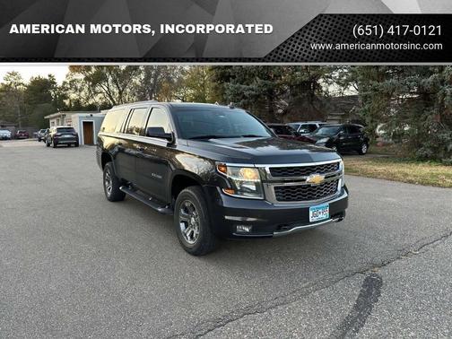 Gray 2017 Chevrolet Suburban LT
