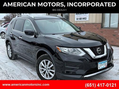 Black 2019 Nissan Rogue SV