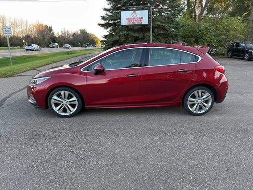 Red 2018 Chevrolet Cruze Premier