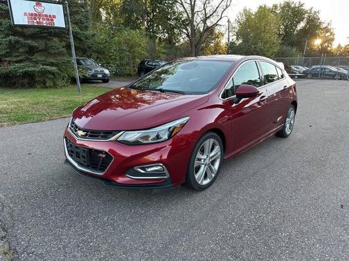 Red 2018 Chevrolet Cruze Premier