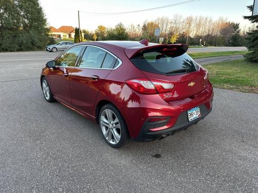 Red 2018 Chevrolet Cruze Premier
