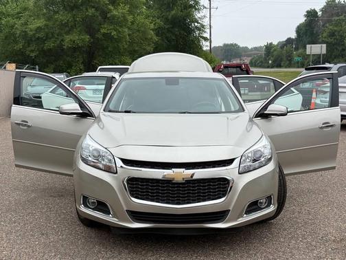 Gold 2016 Chevrolet Malibu Limited LTZ