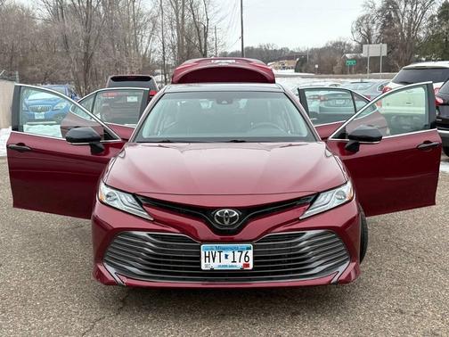 2018 Toyota Camry XLE