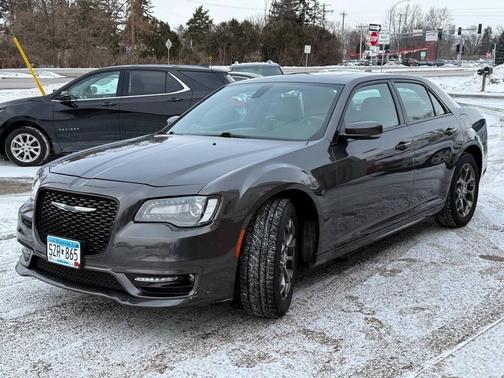 2017 Chrysler 300 S