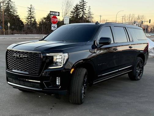 2024 GMC Yukon XL Denali Ultimate