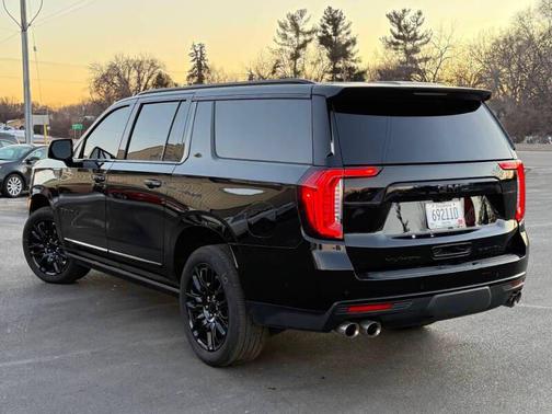2024 GMC Yukon XL Denali Ultimate