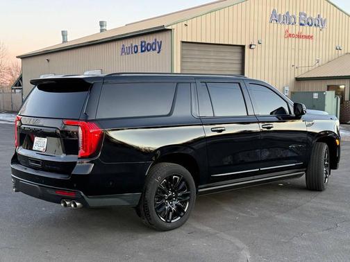 2024 GMC Yukon XL Denali Ultimate