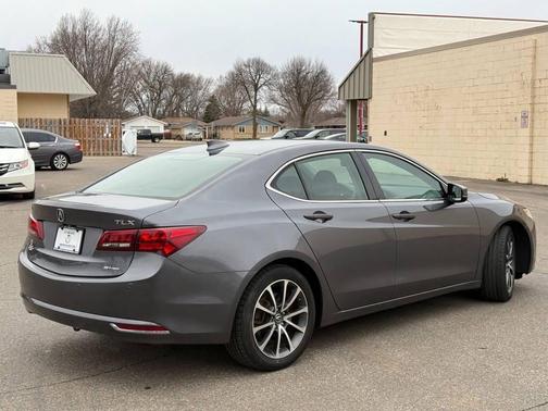 2017 Acura TLX V6 w/Advance Package