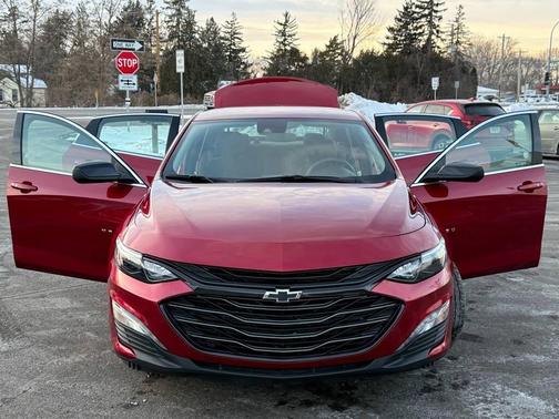 2024 Chevrolet Malibu LT
