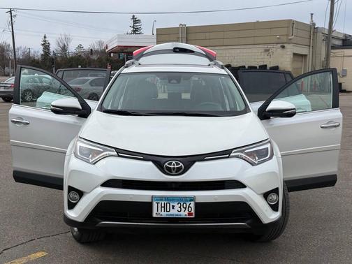 2017 Toyota RAV4 Limited