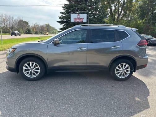 Gray 2018 Nissan Rogue SV
