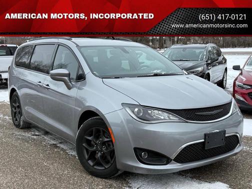 2018 Chrysler Pacifica Touring-L