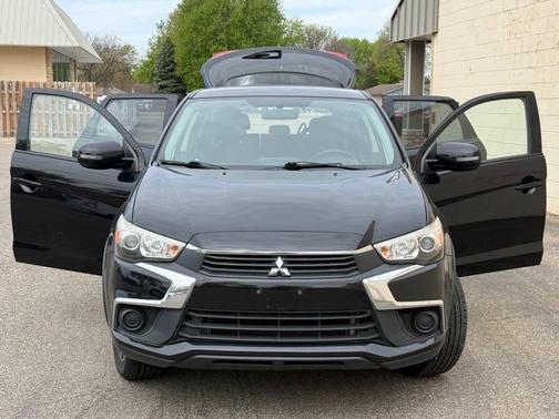 Black 2016 Mitsubishi Outlander Sport 2.0 ES