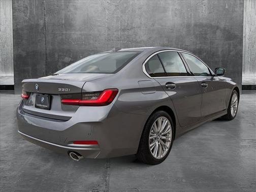 2024 BMW 330 i xDrive