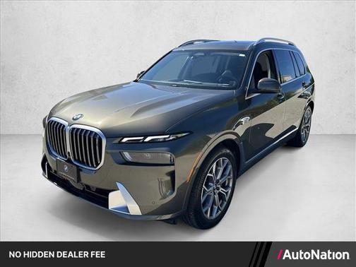 Manhattan Green Metallic 2024 BMW X7 xDrive40i