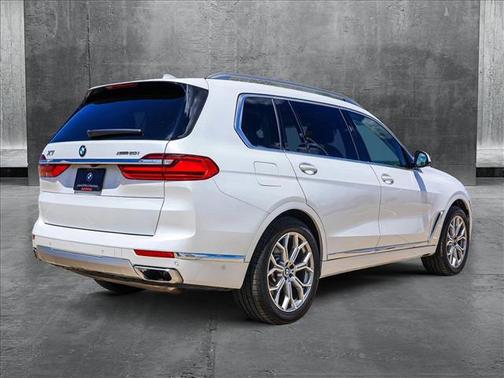 2019 BMW X7 xDrive50i